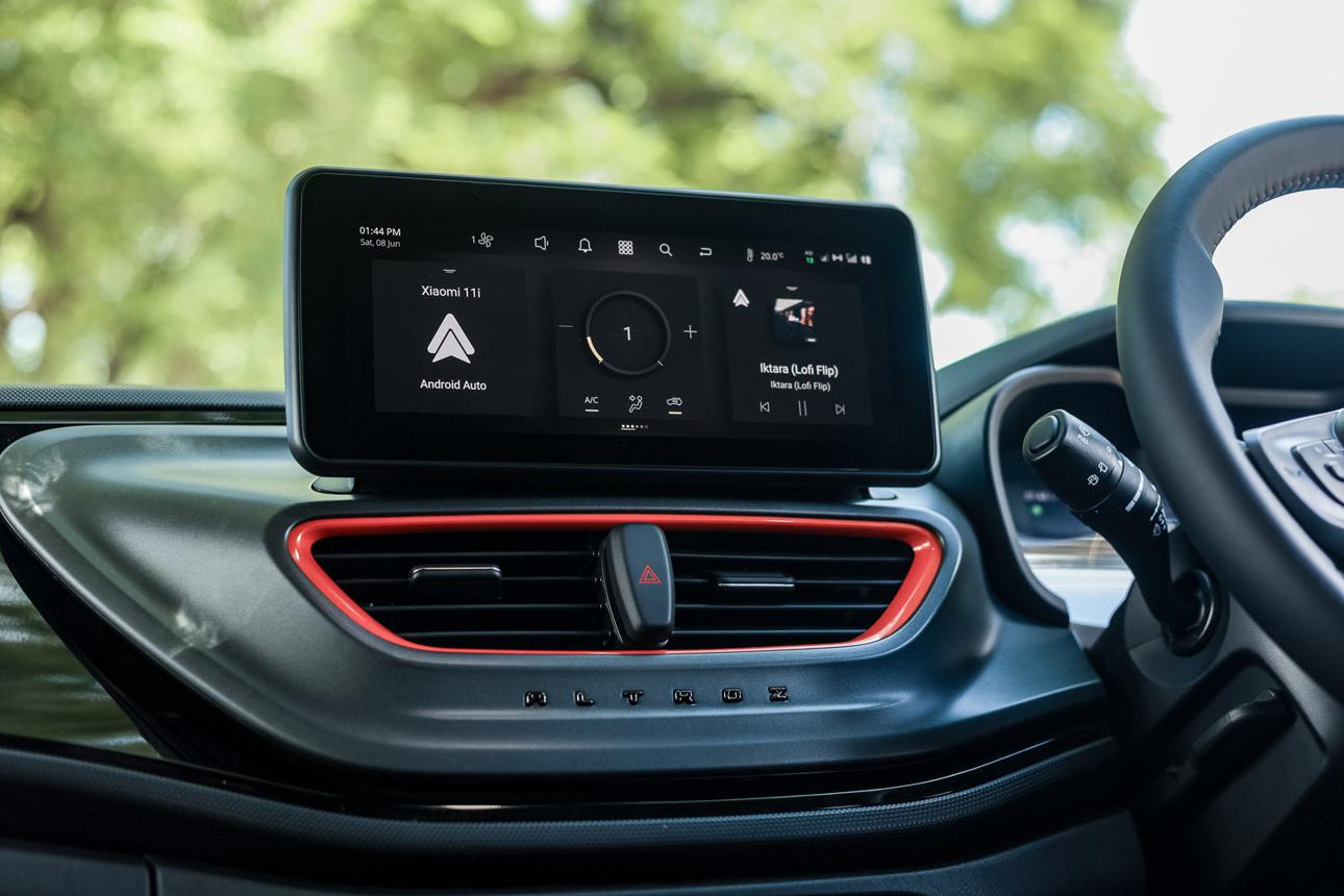 Android touchscreen infotainment system